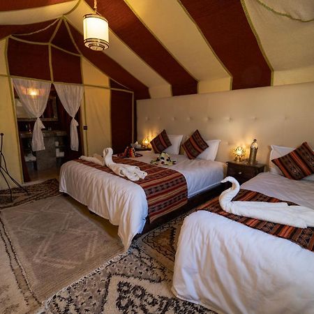 Sahara Desert Luxury Camp Мерцуга Екстериор снимка