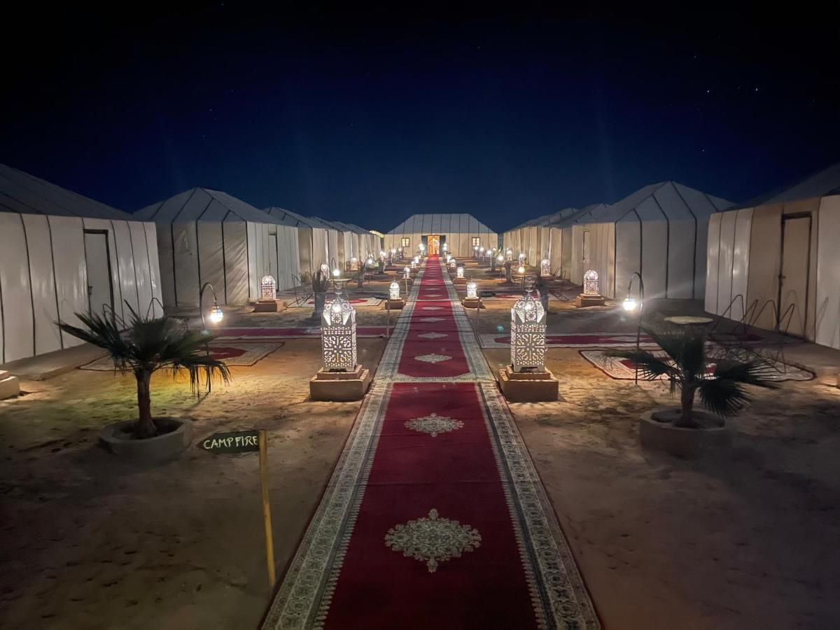 Sahara Desert Luxury Camp Мерцуга Екстериор снимка