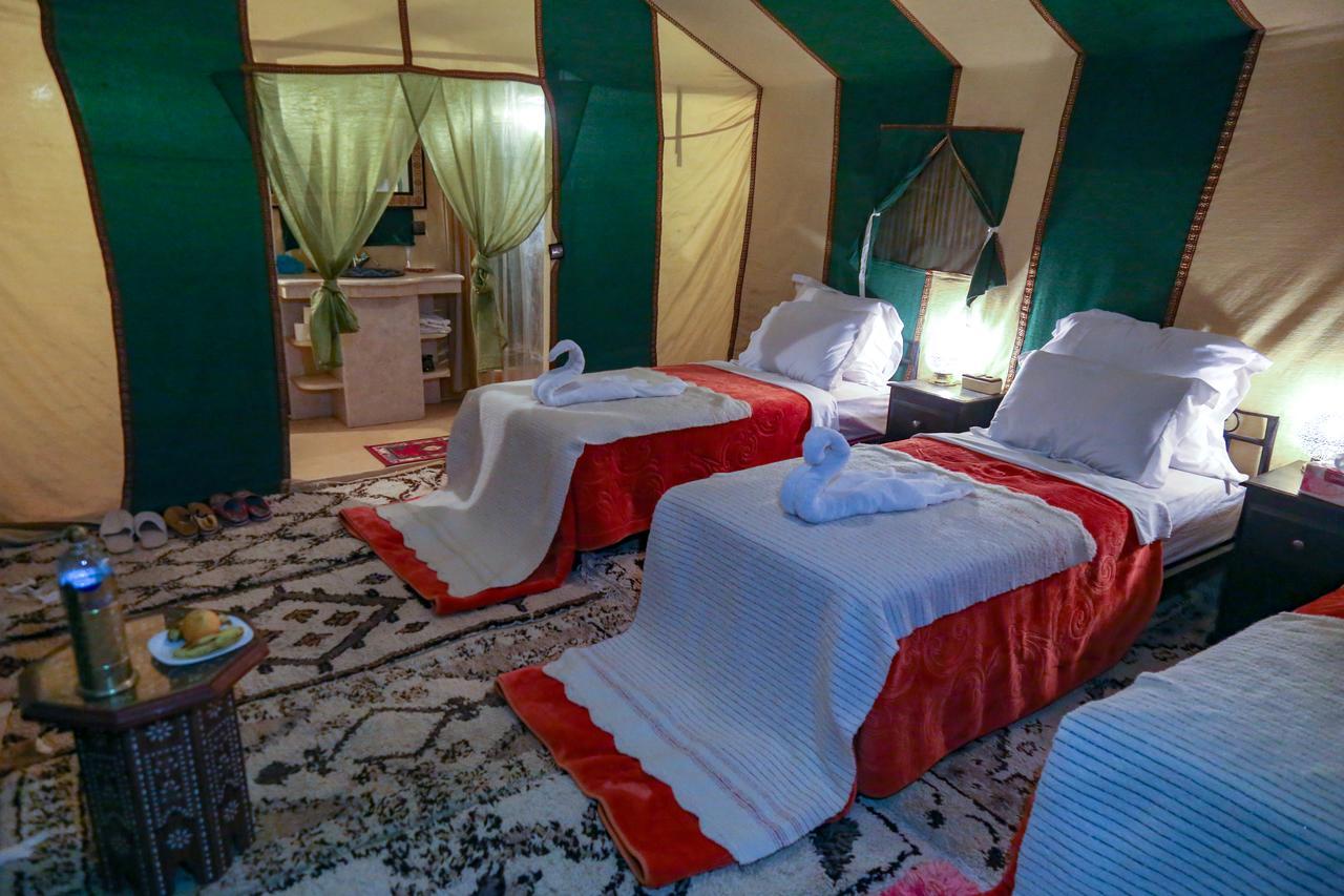 Sahara Desert Luxury Camp Мерцуга Екстериор снимка