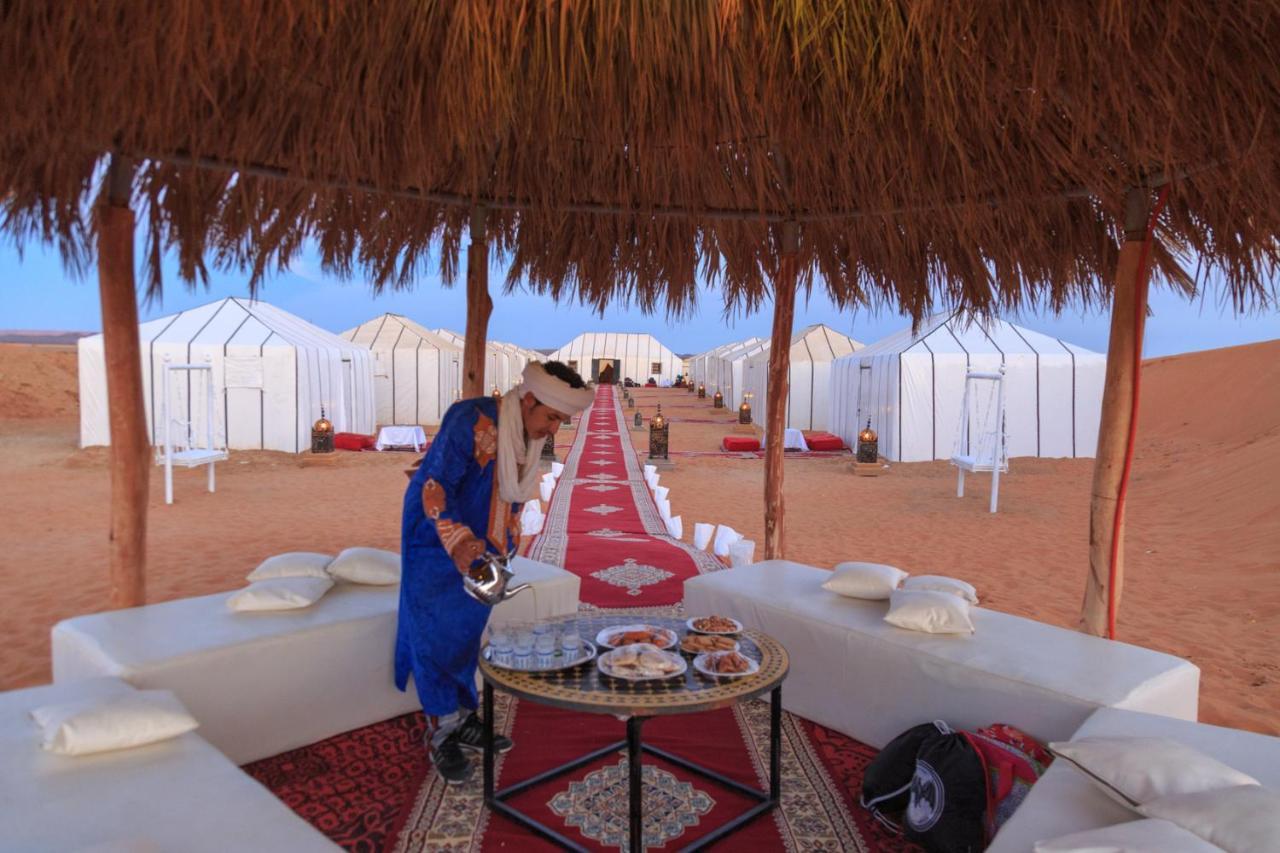 Sahara Desert Luxury Camp Мерцуга Екстериор снимка