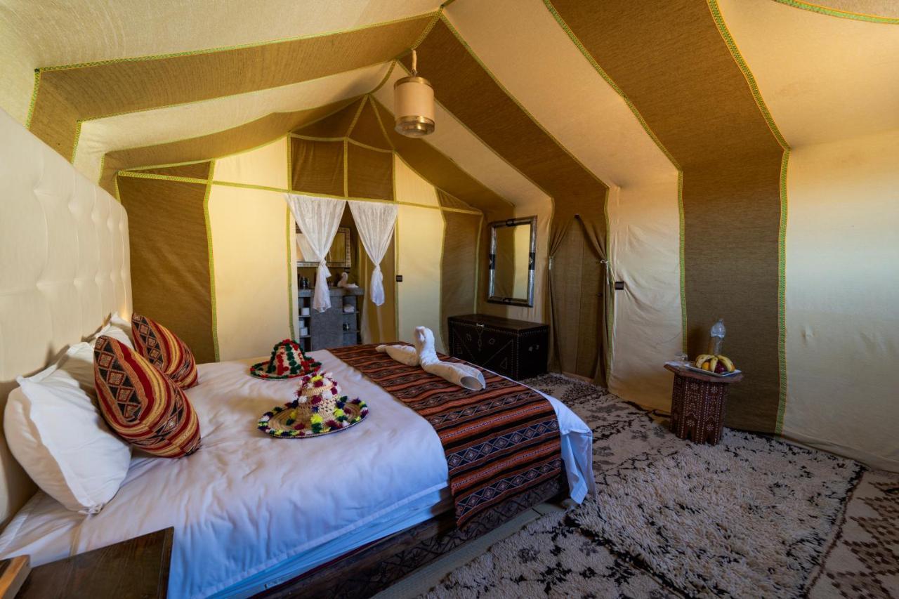 Sahara Desert Luxury Camp Мерцуга Екстериор снимка