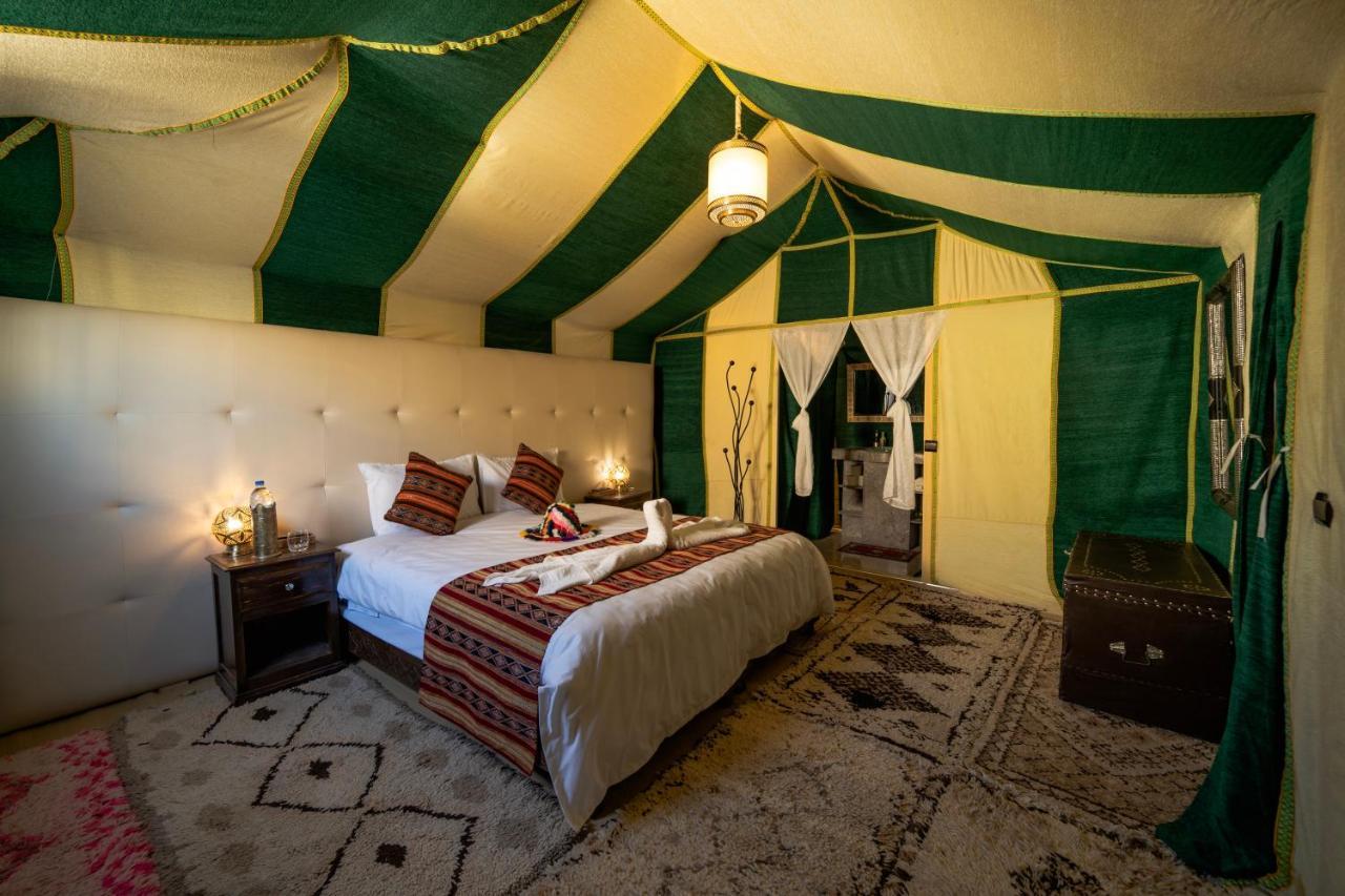 Sahara Desert Luxury Camp Мерцуга Екстериор снимка